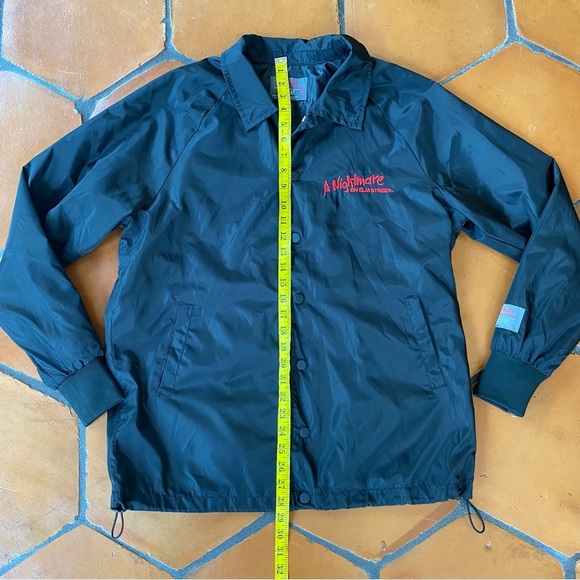 Shoe Palace Freddy Krueger Nightmare On Elm Street Jacket Halloween Horror M - Picture 7 of 8